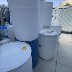 Closed Top 55 Gallon Drums. Food Grade
