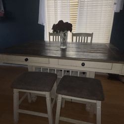 Farmhouse Table Set
