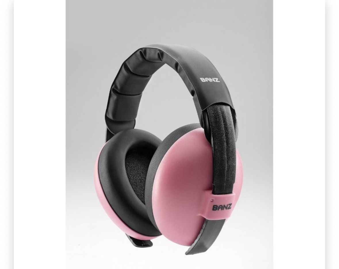 New With tags Baby Bandz headphone/hearing Protection