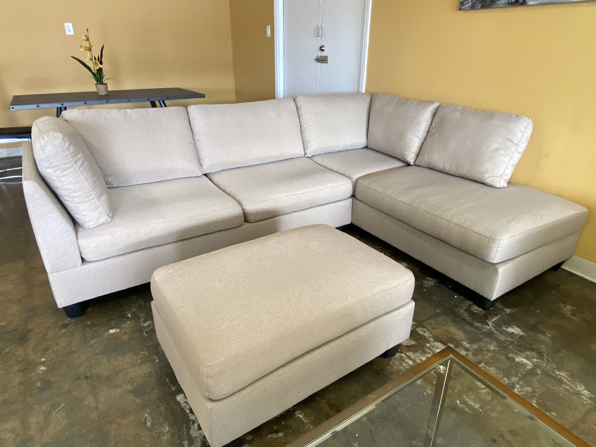 Reversible Sectional With Ottoman