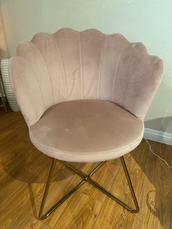 Pink Velvet Shell Chair with Gold Legs