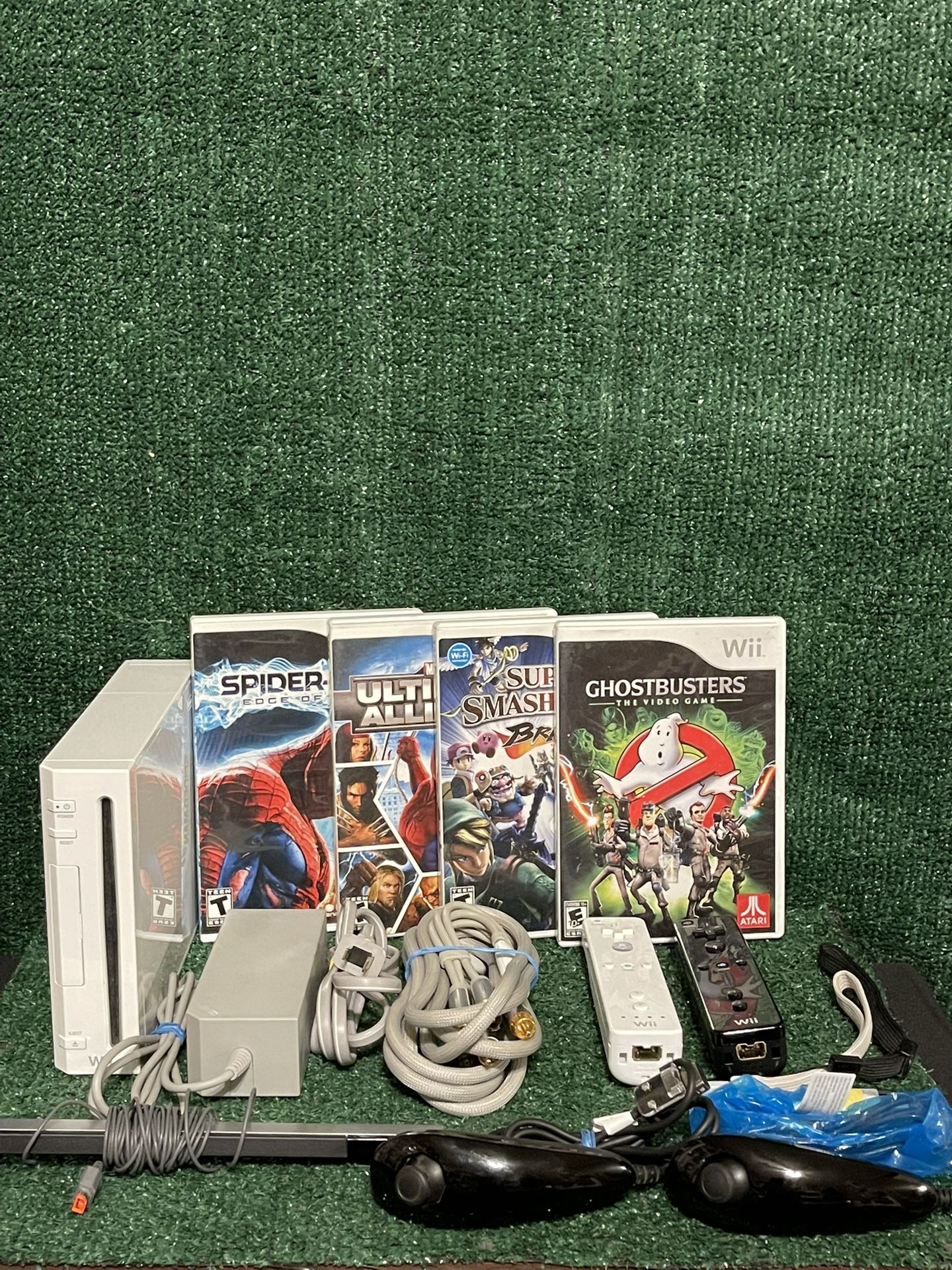 Nintendo Wii Console Bundle Controllers,Nunchuck,4 Games All Cables Tested.