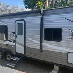 2021 Jayco Jay Flight SLX 8 224BH - Family- Ready, Clean & Loaded! 