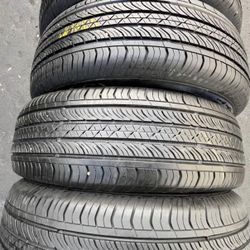 225 65 17 vendo un set de llantas usadas en excelente condición marca continental