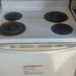 Frigidaire Stove