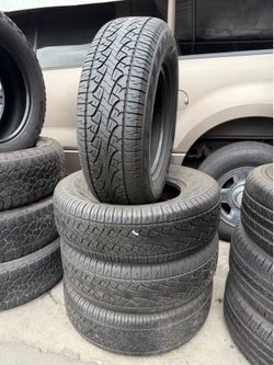 Vendo llantas usadas 265/70/R17 marca PIRELLI