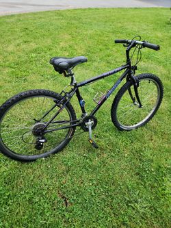 Specialized Hard Rock Ultra Mountain Bike 31 speed Ready to ride