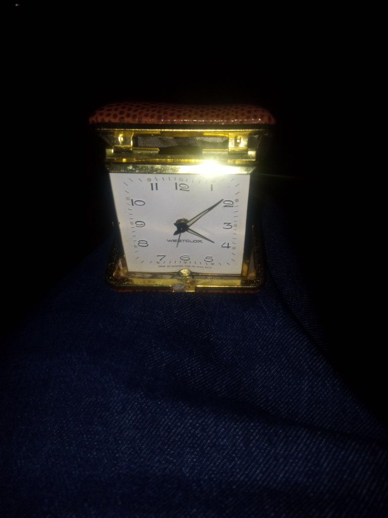 West Vintage Clock Gold