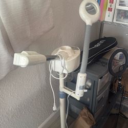 Esthetician Steamer W/ Lamp