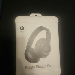 Beats Studio Pro