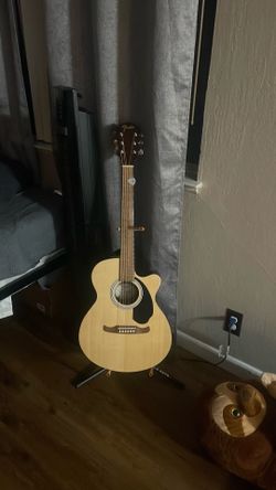 Fender FA-135