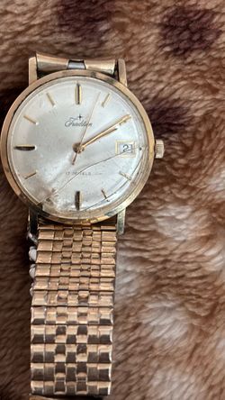 Tradition 17 Jewels Vintage Watch