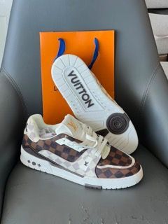 Lv trainer men sneaker size 10