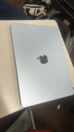 Apple Macbook