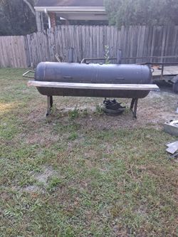 Bar B Q Grill Never Been Fired Up