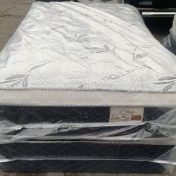 🌟✨Mattress Pillow Top All Sizes ✨🌟 ☑️ 12” inches tall 🟦All sizes 🛏💤 🟩Same day delivery available🚛 🟠Queen sizes  🟡Full sizes  🟢Twin sizes  🔵