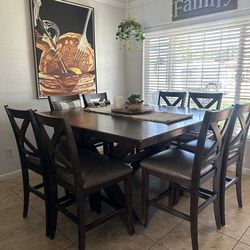 Solid wood square table with eight seats