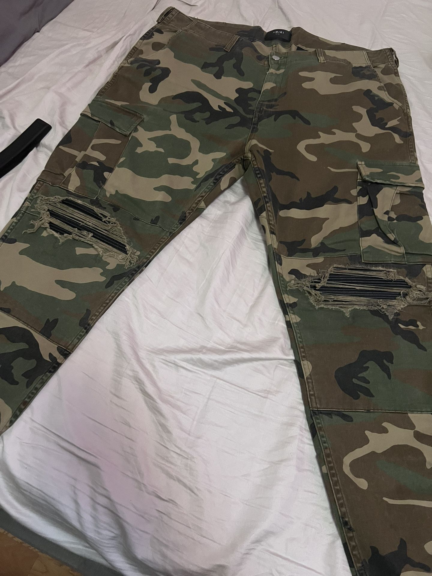 Rare Sz38 Amiri Camos New condition