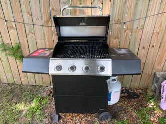 4-Burner Propane Gas Grill