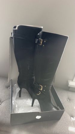 Black Knee-High Heeled Boots with Gold Buckles