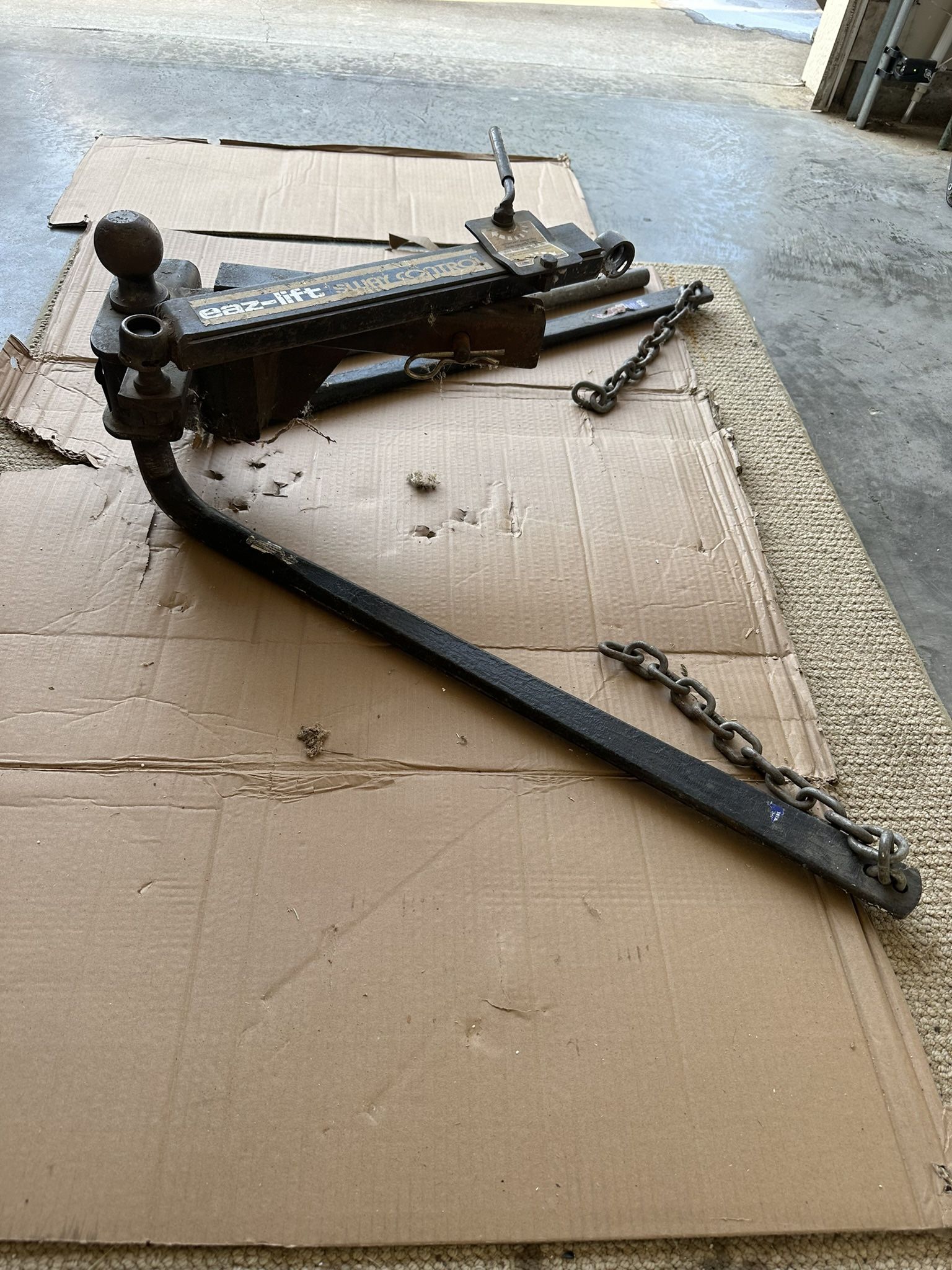 Load Leveler Hitch