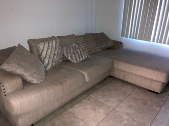 Couch with cushions ‼️Moving need sold immediately
