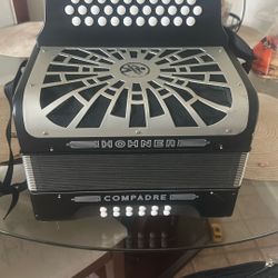 Honner Compadre Tono Sol