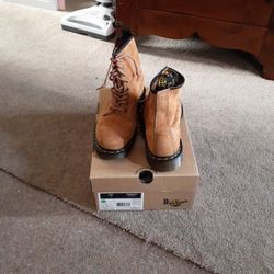 DR.AIR WAIR MARTENS TAN SHOE BOOTS SIZE US 8 NEW IN BOX $50.00