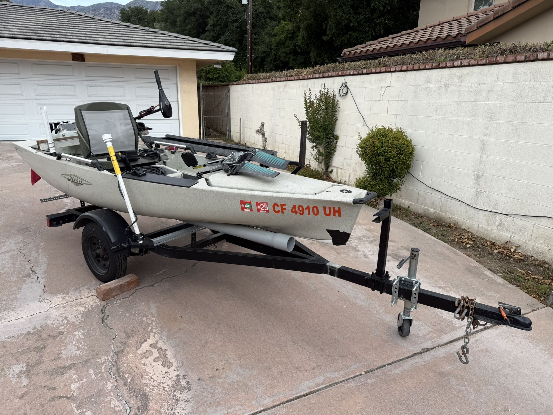 2012 Hobie Kayak Hobie Pro Angle 14