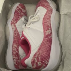 Womens Air Jordan 11 Retro Low