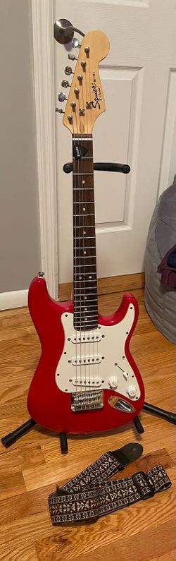 Squier Mini Electric Guitat