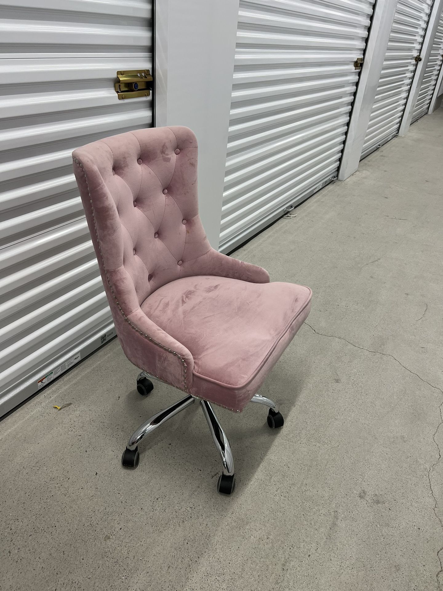 Home Goods Chair