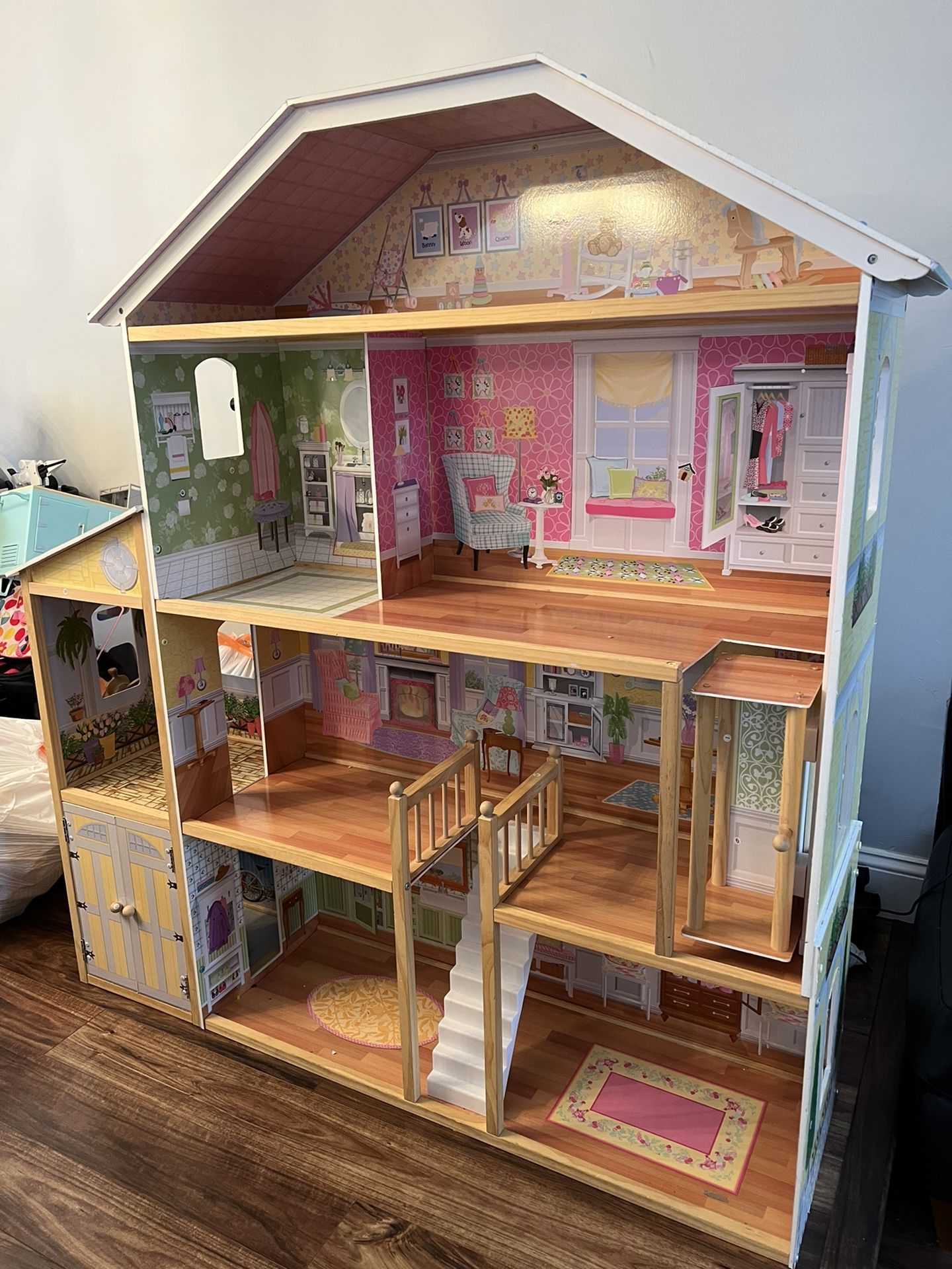 KidKraft Majestic Mansion Wooden Dollhouse for Sale in Pompano Beach