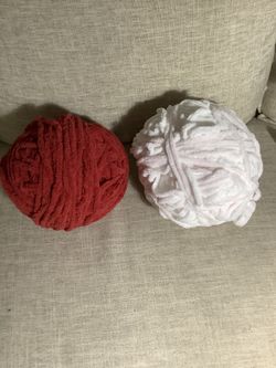 Red and White Chunky Yarn