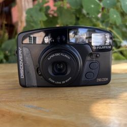 Fujifilm Discovery 290 Zoom 35mm Point and Shoot Film Camera
