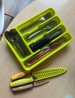 Cutlery kit (forks,knives,spoons)