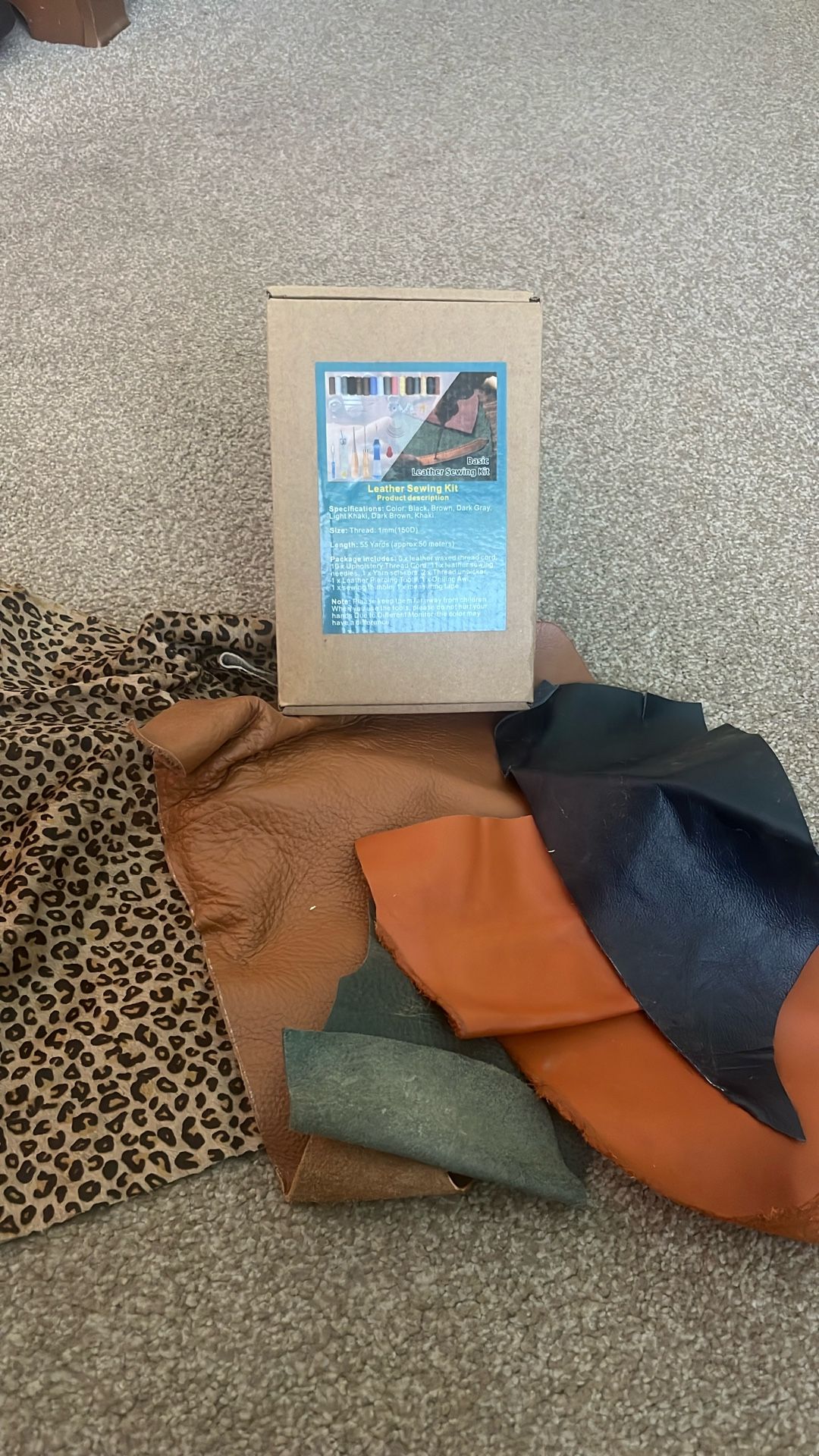 Leather, sewing kit and leather pieces
