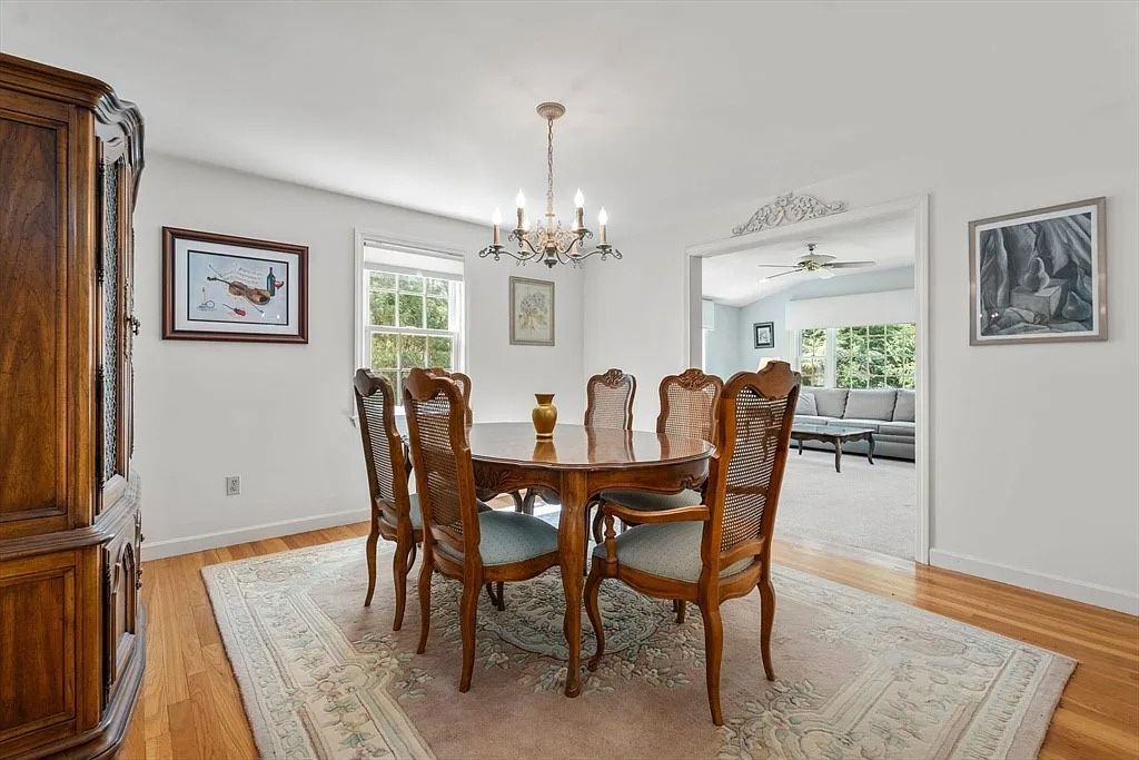 Drexel Cabernet Vintage Dining Table