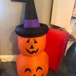 Huntington Home Halloween 4ft tall pumpkin inflatible 2015