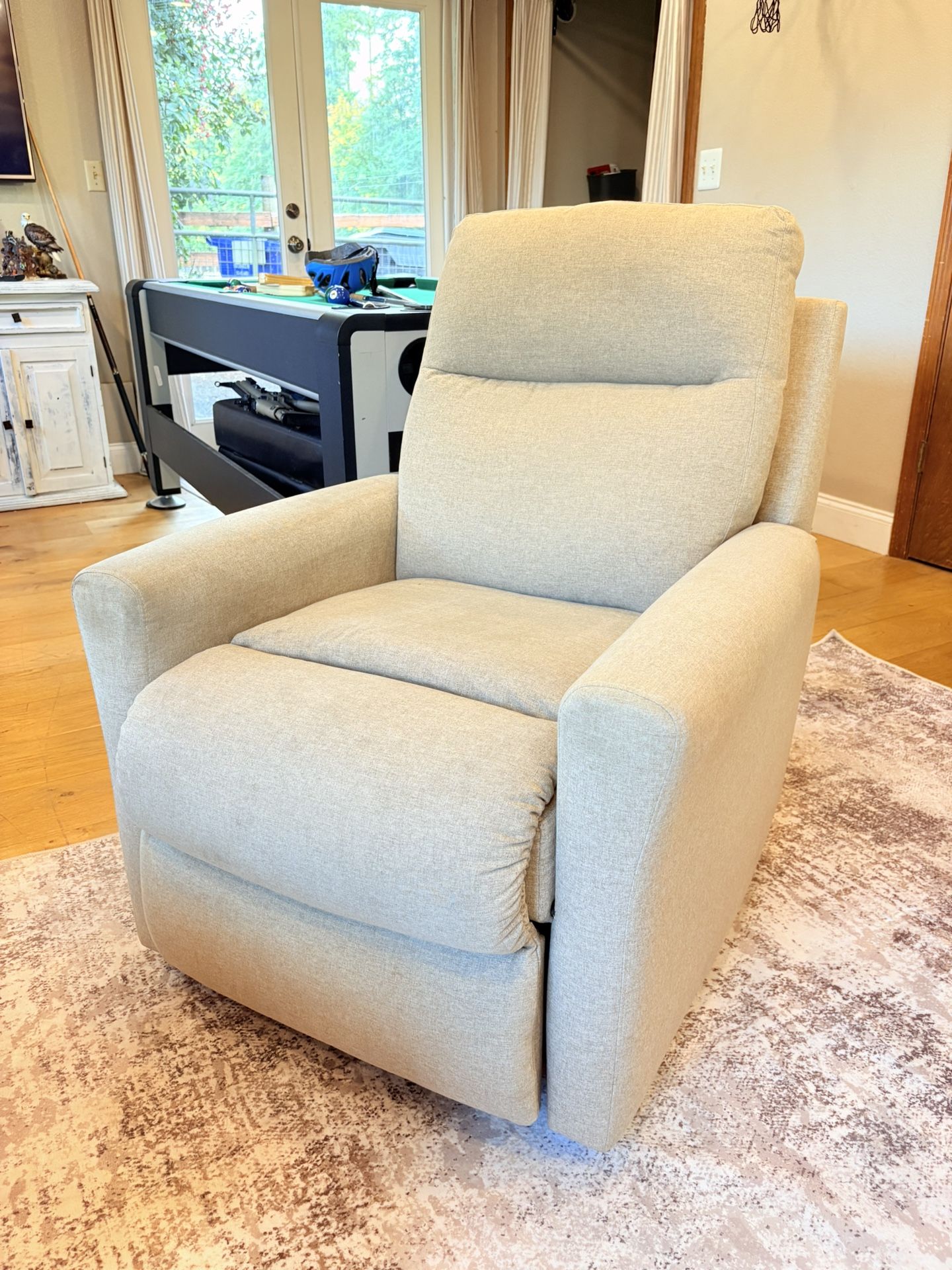 Recliner Chair 