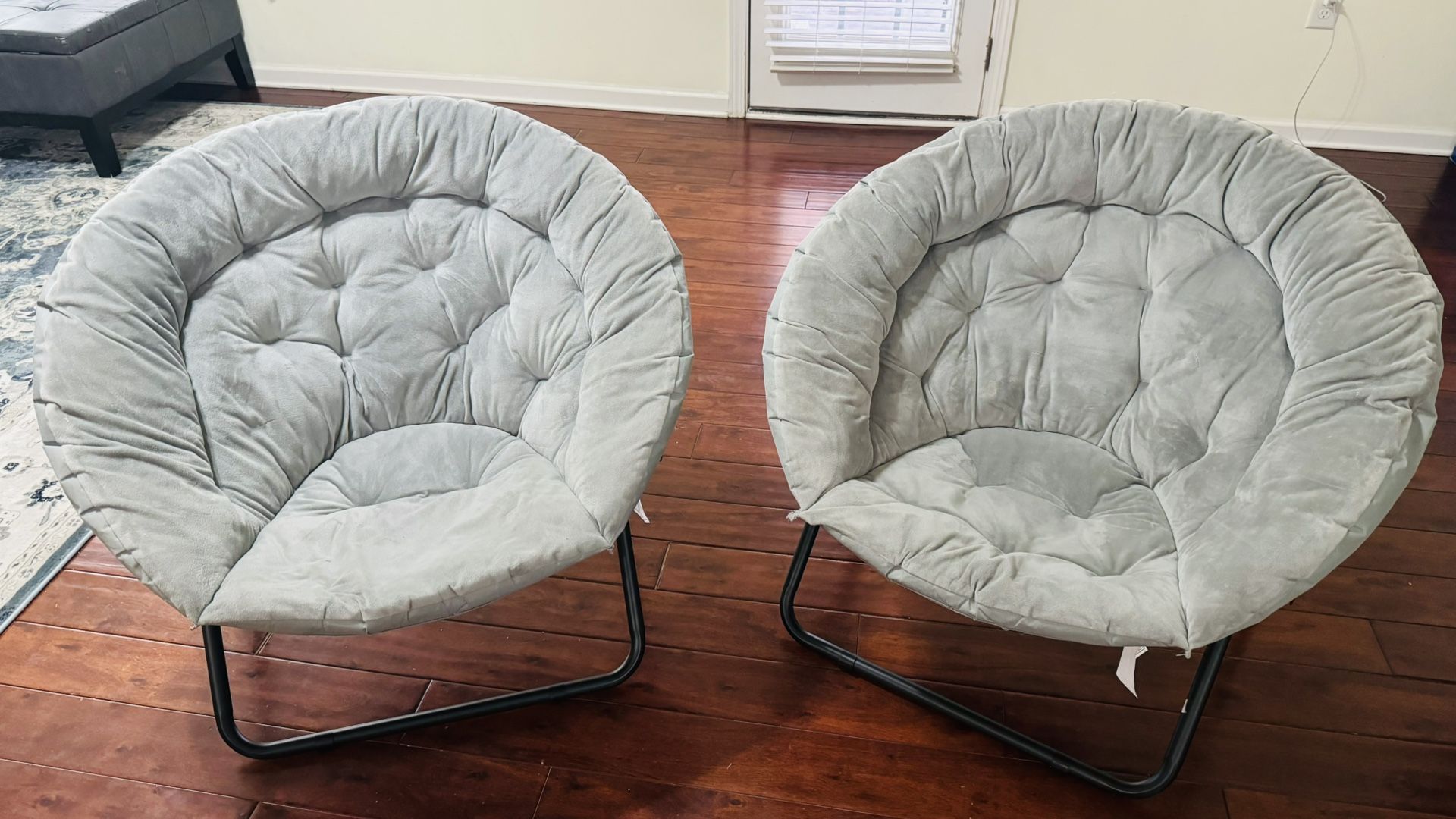 Saucer Chair
