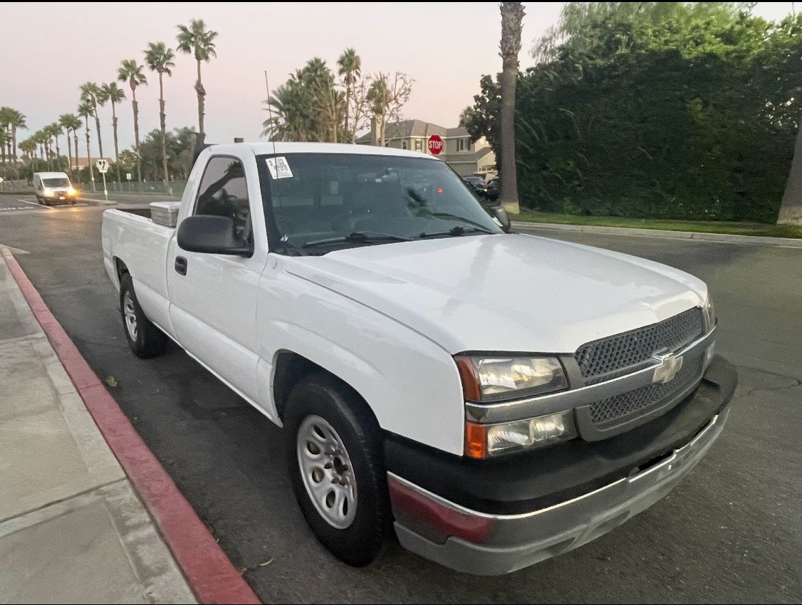 2005 Chevy Silverado V8
