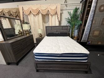 4 PC QUEEN BEDROOM SET