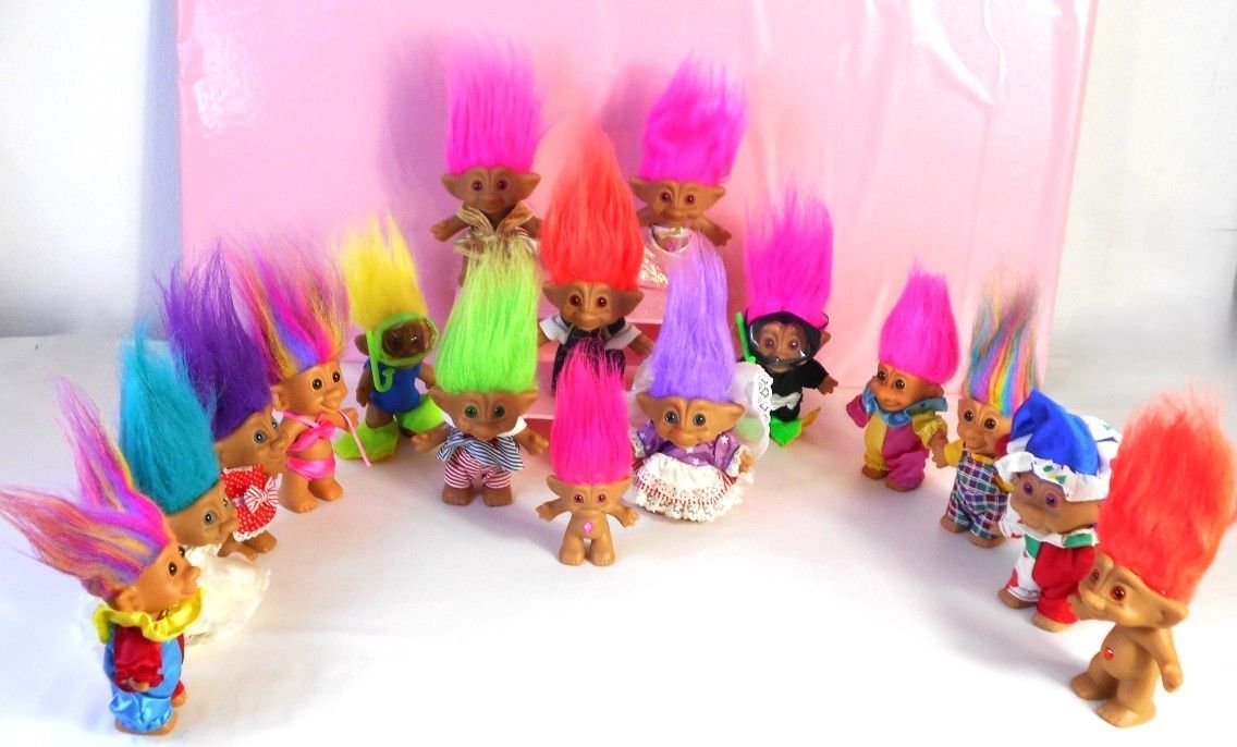 TROLL DOLLS LOT - 16 DOLLS