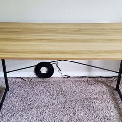 Computer Desk / Table