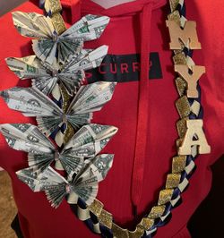 Graduation leis