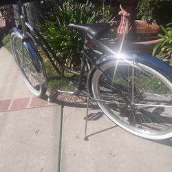 Schwinn Ladies Cruiser