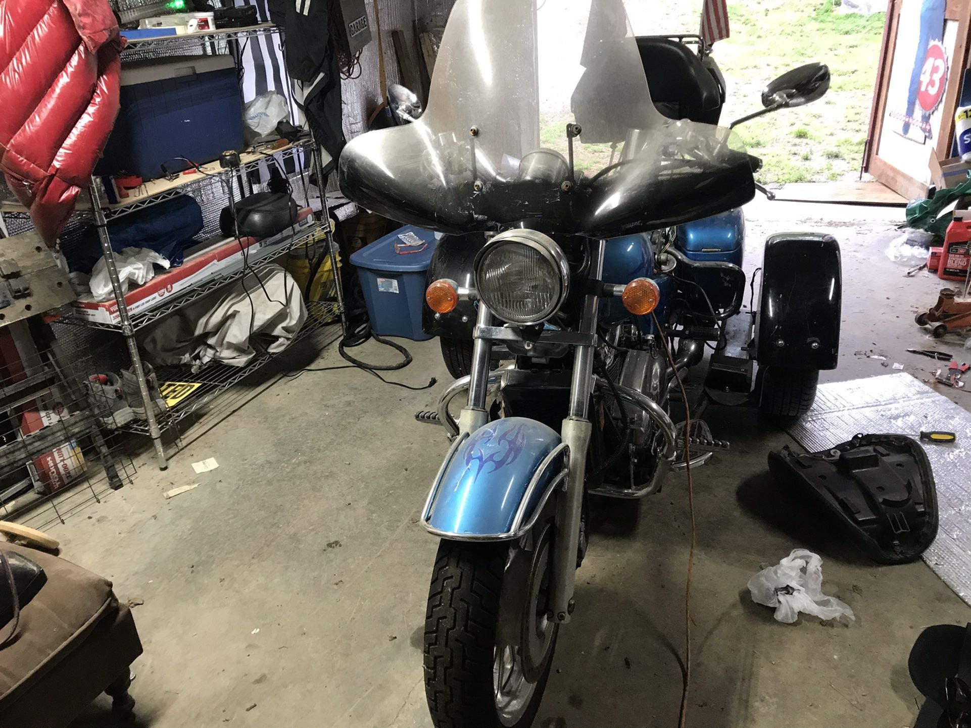 Honda 1100 with trike kit 1998