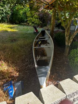 Fiberglass canoe $100 or best offer