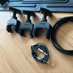 Guitar wall mounts & misc cables